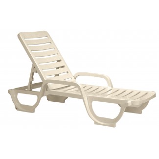 Grosfillex Bahia Commercial Chaise Lounge